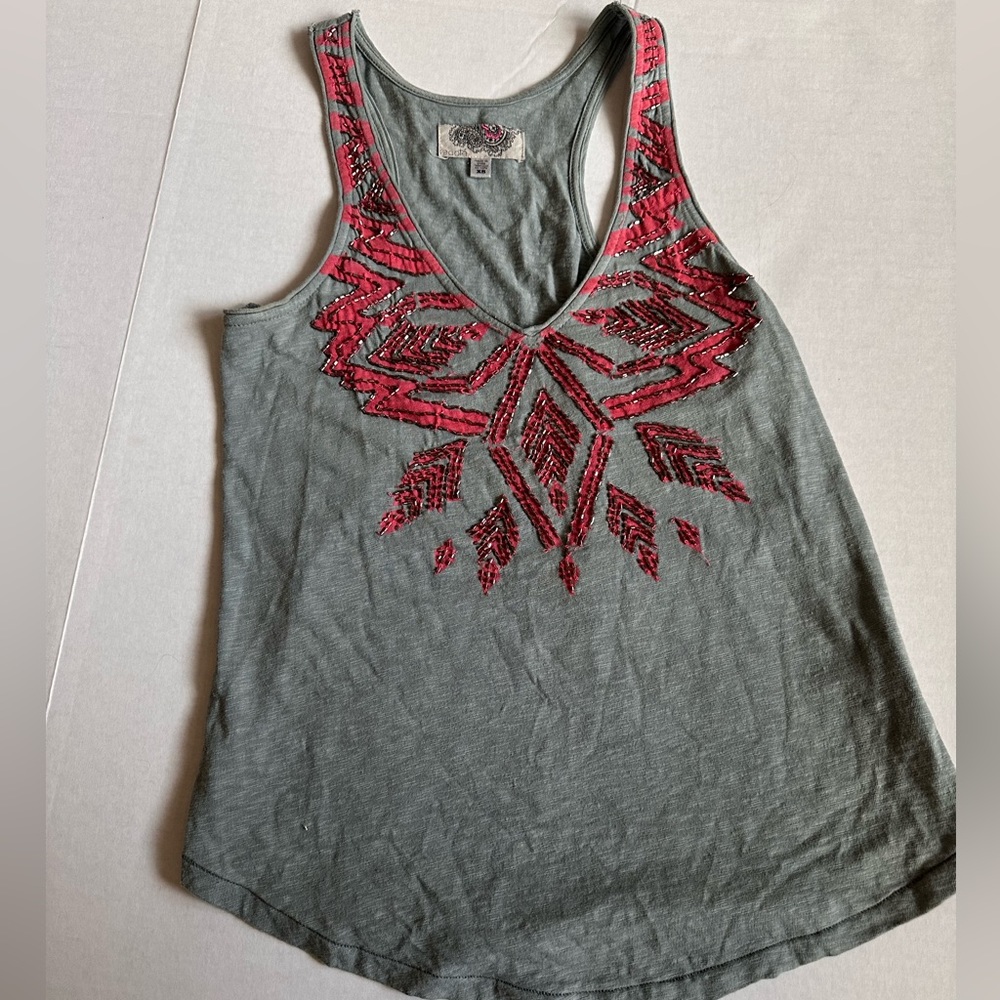 URBAN OUTFITTERS ECOTE XS, beaded, V-neck tank. Grey & pink